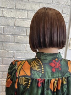 ルナバイルヴェール(LUNA by LeVert) うる艶レッドブラウン★ミニボブ