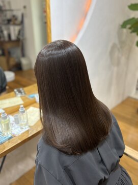 ミツバ(3tuba) 美髪ストレート