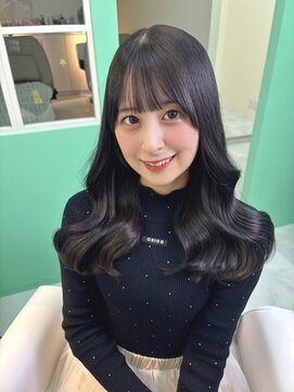 dark grey×韓国風巻き髪