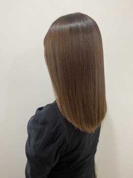 シャンティ(Shanti) 縮毛矯正専門店による縮毛矯正&髪質改善トリートメント