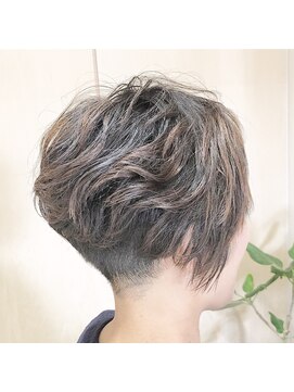 ナノハナ 鹿沼で唯一本格ヘッドスパが出来る美容室 大人なショート