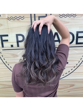 エフパレードシーサイド(F.PARADE seaside) グレー×グラデーション