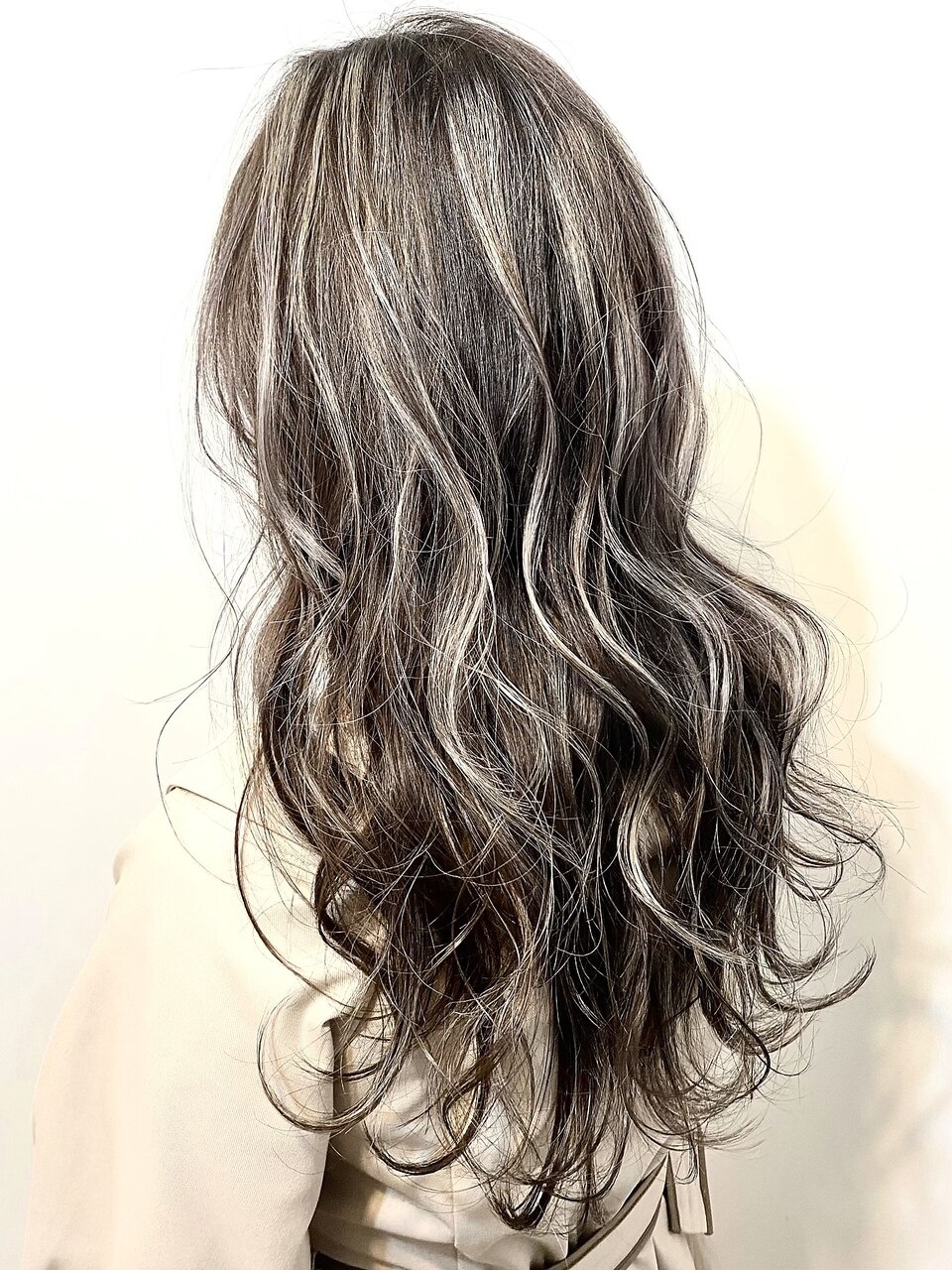 Lilly渋谷】#スジ感ハイライト#ハイライト#アッシュグレー：L132865371