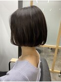 ぱつっと切りっぱなしボブ