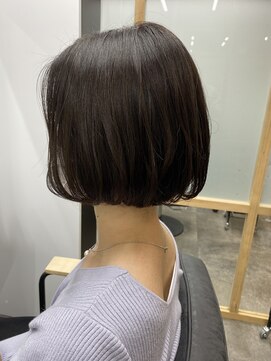 フレーム なんば店(FRAME) ぱつっと切りっぱなしボブ