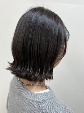 アールモンドヘア新世界 【北見】#切りっぱなし#ぱっつんボブ#外ハネボブ