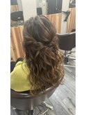 ハーフアップヘアアレンジ