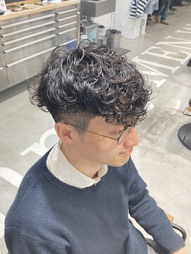 ジョニーメン 中野店(Johnny MEN) JohnnyMEN中野　フェードカットスペインカール