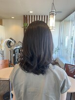 アッシュ アーティスティック スタジオ オブ ヘア(Ash artistic studio of hair)&nbsp;カーキグレージュ