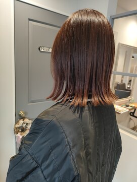 ヘアーズ ドレッサー(HAIR'S DRESSER.) 切りっぱなしボブ