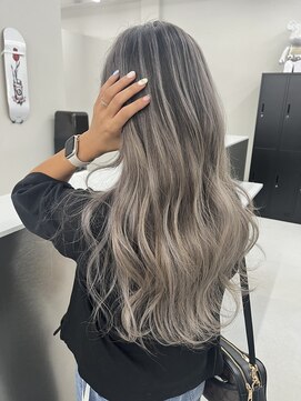 ティミー(Timmy) バレイヤージュ