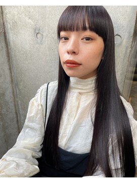 ボランチ(volante.) 【 ワイドバング × 艶髪ロングスタイル 】