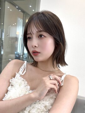 アンバー 池袋(amber) 大人かわいいインナーカラーくびれボブ