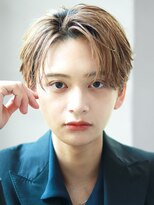 オーシャントーキョー サニー 原宿(OCEAN TOKYO Sunny)&nbsp;ハイトーンカラーフェザーパーマニュアンスパーマセンターパート