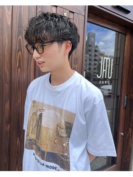 ジャヌ 浜町 眼鏡橋(JANU) メンズヘア/シャドウパーマ