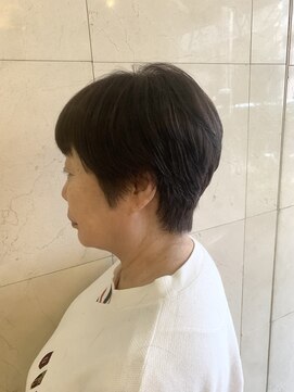 大須賀美容室 けやき通り店 後ろの丸みが綺麗なショートスタイル
