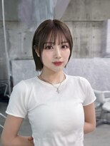 フィヴェント(Fivent)&nbsp;黒髪韓国小顔レイヤーイメチェン暗めオリーブグレークラゲヘアー