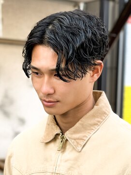 エルマーク 梅田(L-MARK) センターパート/波巻きパーマ/スパイラルパーマ/men's