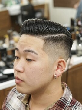 ザ チョップ ショップ ハラジュク(THE CHOP SHOP HARAJUKU) ハイスキンフェードサイドパート