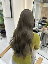 ジーナ 吉塚(Zina)&nbsp;柔らかオリーブベージュ【福田れん】博多 吉塚美容室