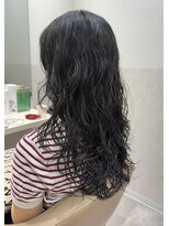 サロウィン 那覇店(SALOWIN)&nbsp;ほつれ束感ウェーブ×ロングパーマ