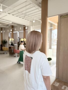 ヒュー(HUE) 抜きっぱなしブロンド/ココアベージュ