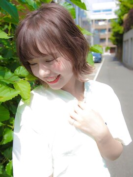 ルティア(Lutia) ラベンダーアッシュ シースルーバング 顎ラインボブ☆