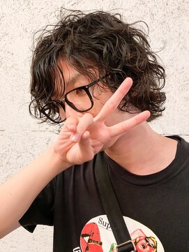 ブロック ジャポン(bloc japon) ギーク×ストリート雰囲気のメンズパーマ