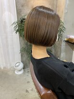 エトネ ヘアーサロン 仙台駅前(eTONe hair salon) 《eTONe》まとまる重めぱつっとボブ
