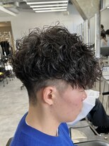 ラヴィズムバイフィフス(LUVISM by fifth)&nbsp;スペインカール無造作パーマ刈り上げ新潟万代