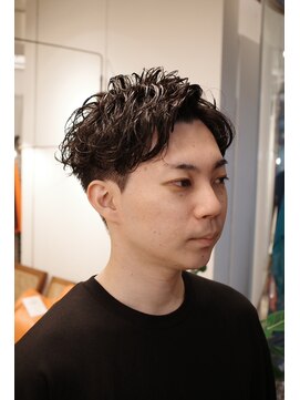 アンバーグリーム(AMBERGLEAM) ショートパーマ×ビジネススタイル