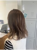 ベージュカラー
