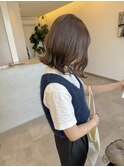 ボブ×ブラウンベージュ