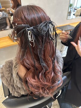 ベース(BASE) ゆるふわハーフアップ