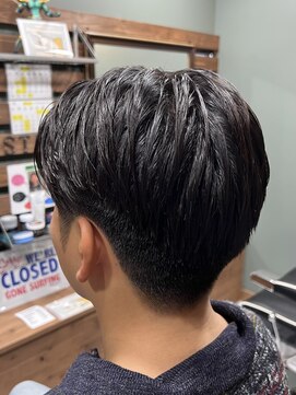 スタンドバーバー 柏(STAND BARBER) MEN’S HAIR/サーフカール/刈り上げセンターパート/柏/柏駅