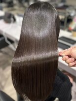 キュア 表参道(CURE) 黒髪/グレージュカラー/ココアベージュ/ヘルシーロング/表参道