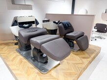 ミー 岡崎(mii)の雰囲気(フルフラットで首に負担のない極上シャンプー時間【髪質改善】)