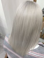 トイロ(toiro)&nbsp;ホワイトシルバーカラー