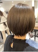 大人かわいい丸みショートボブ/シナモンベージュ/艶カラー