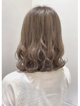 フレームプラス 御堂筋難波店(FRAME +) ミルク多め♪ミルクベージュ