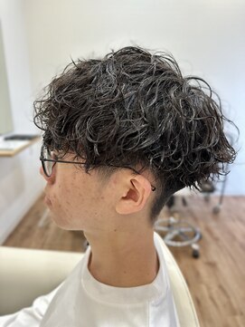 ルート(ROUTE) 刈り上げマッシュ×波巻きスパイラルパーマ