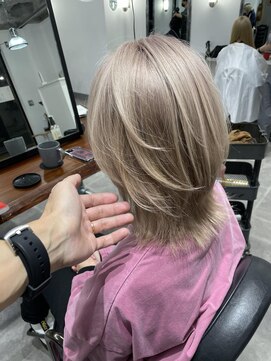 ホリー(HOLLY) ミルクベージュレイヤー