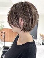 ジルブラン(JIL BLAN) ハイライトバレイヤージュダブルカラーショートカット30代40代
