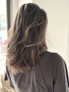 ロウズ 新小岩(LOEWS) グラデーションウェーブスタイル