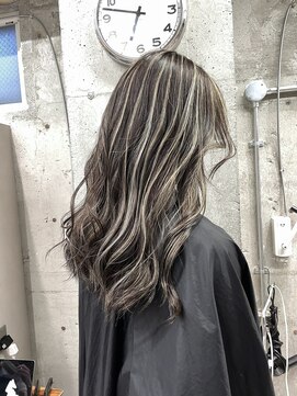 リュストル 町田(LUSTRE) コントラスト　ハイライト