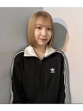 ワンインチ(1 inch) ハイトーンボブ/前髪カット/ボブ/ブリーチ/ダブルカラー