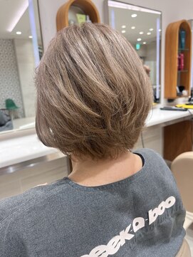 ピークアブー アヴェダ ギンザシックス(PEEK-A-BOO AVEDA GINZASIX) 白髪活かしカラー ベージュカラー 白髪ぼかし 大人ヘアカラー