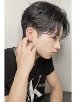 ロンド クラン 岡崎(Lond Clan)&nbsp;フェザーパーマ/センターパート/カルマパーマ