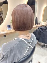 ヒビヲ 天神警固(HIBIO)&nbsp;ショートボブ切りっぱなしボブタッセルボブブリーチダブルカラー