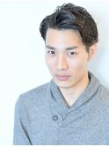 大人カッコいいツーブロックパーマスタイル